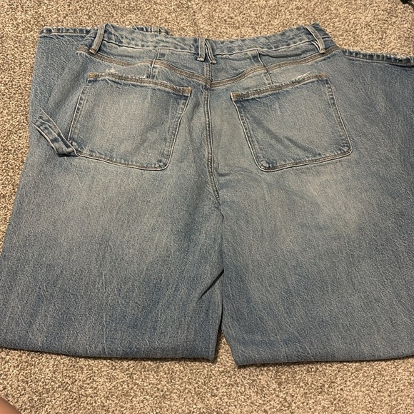 Good American Good 90’s Mid Rise Baggy Jeans - Picture 4 of 4